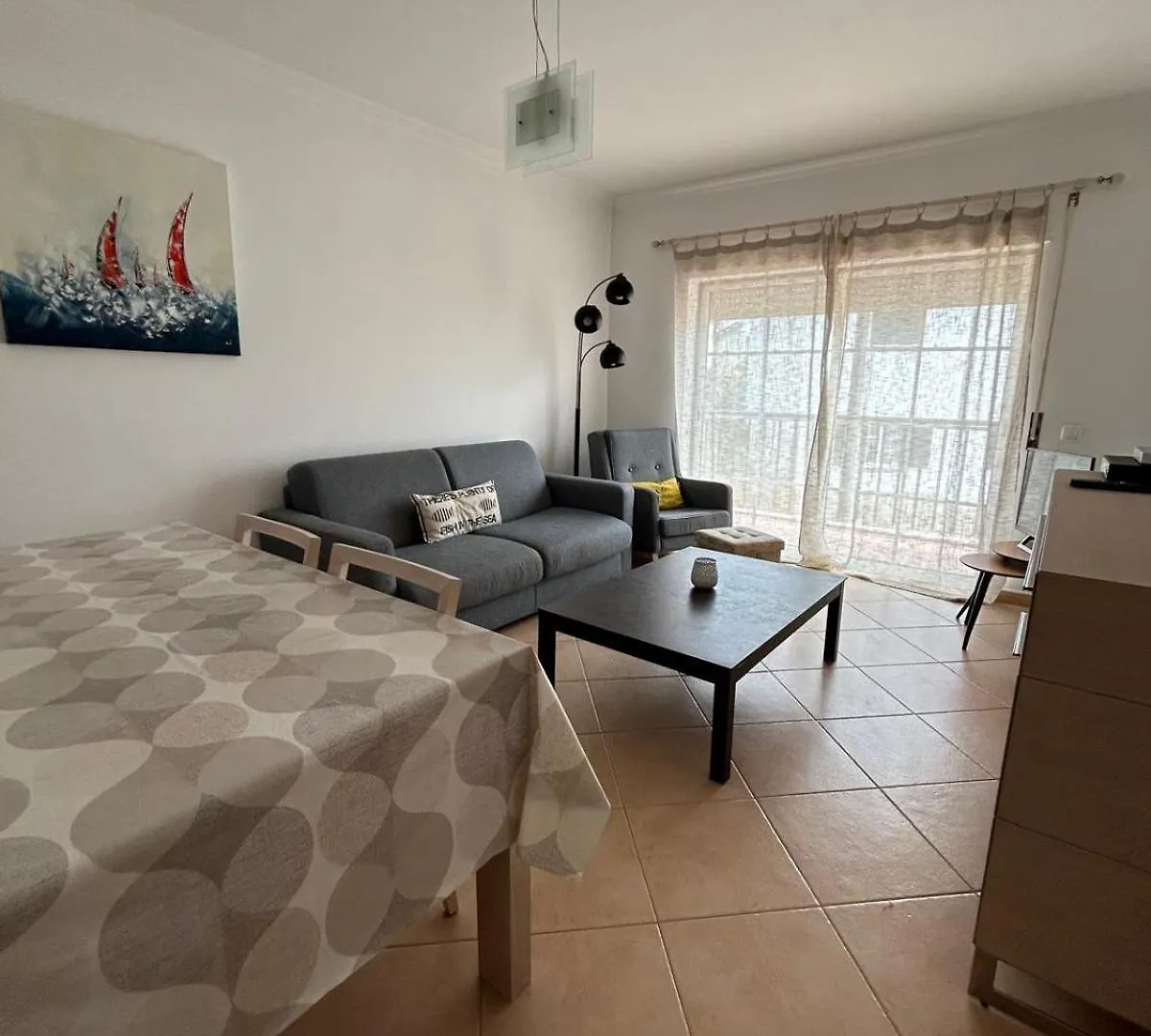 Central, Bem Equipado E Confortavel A Passos Da Praia Da Luz