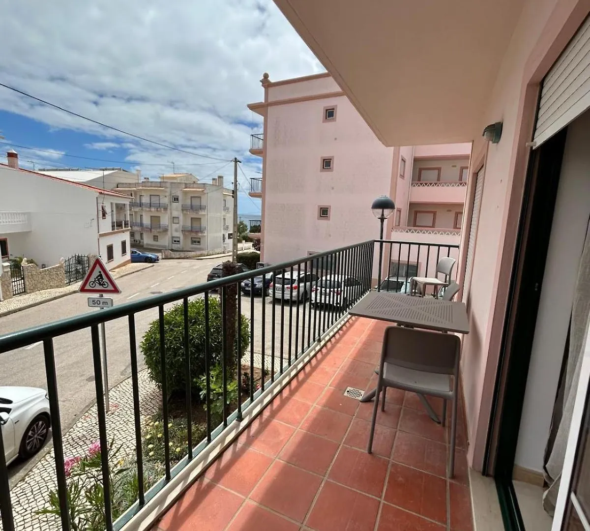 Central, Bem Equipado E Confortavel A Passos Da Praia Da Luz